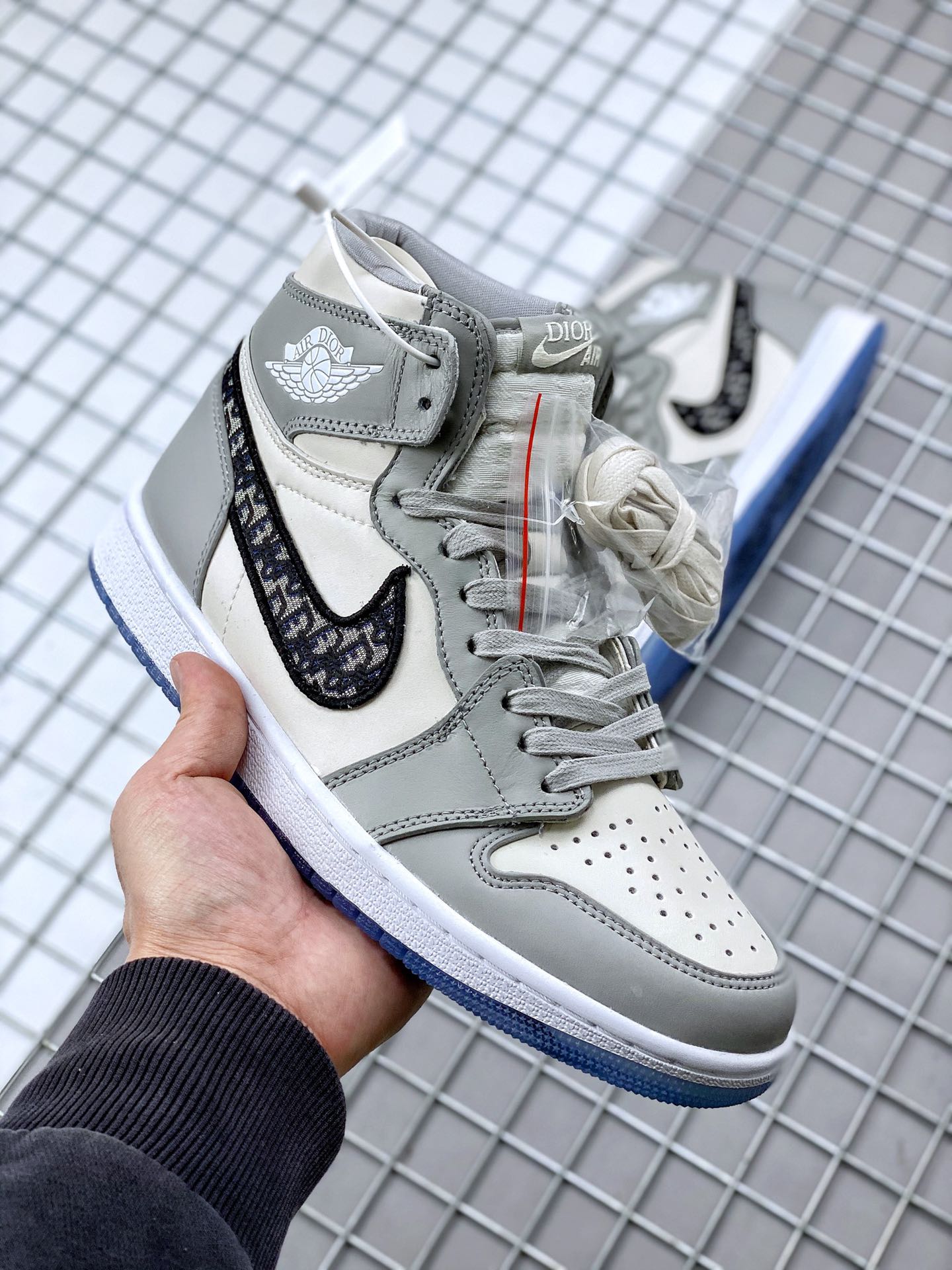 Jordan/Air Jordan [Real Mark] aj1 AJ1 Jordan 1 Generation Joe 1 Low-Group Series Air Jordan 1 Low University Gold Item No.: 553558-611 Joe 1 Low-Group White Red 39-459 - Image 7